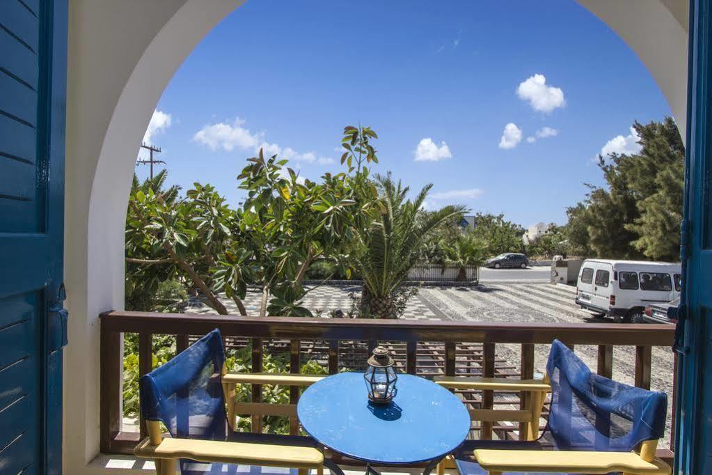 Hotel Petra Nera Perissa  Exterior foto
