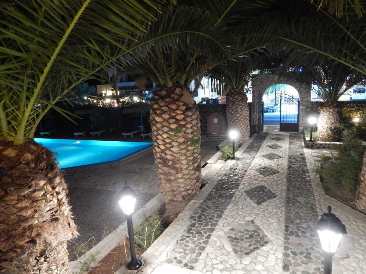 Hotel Petra Nera Perissa  Exterior foto